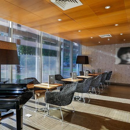 Beales Hotel Hatfield  Eksteriør bilde