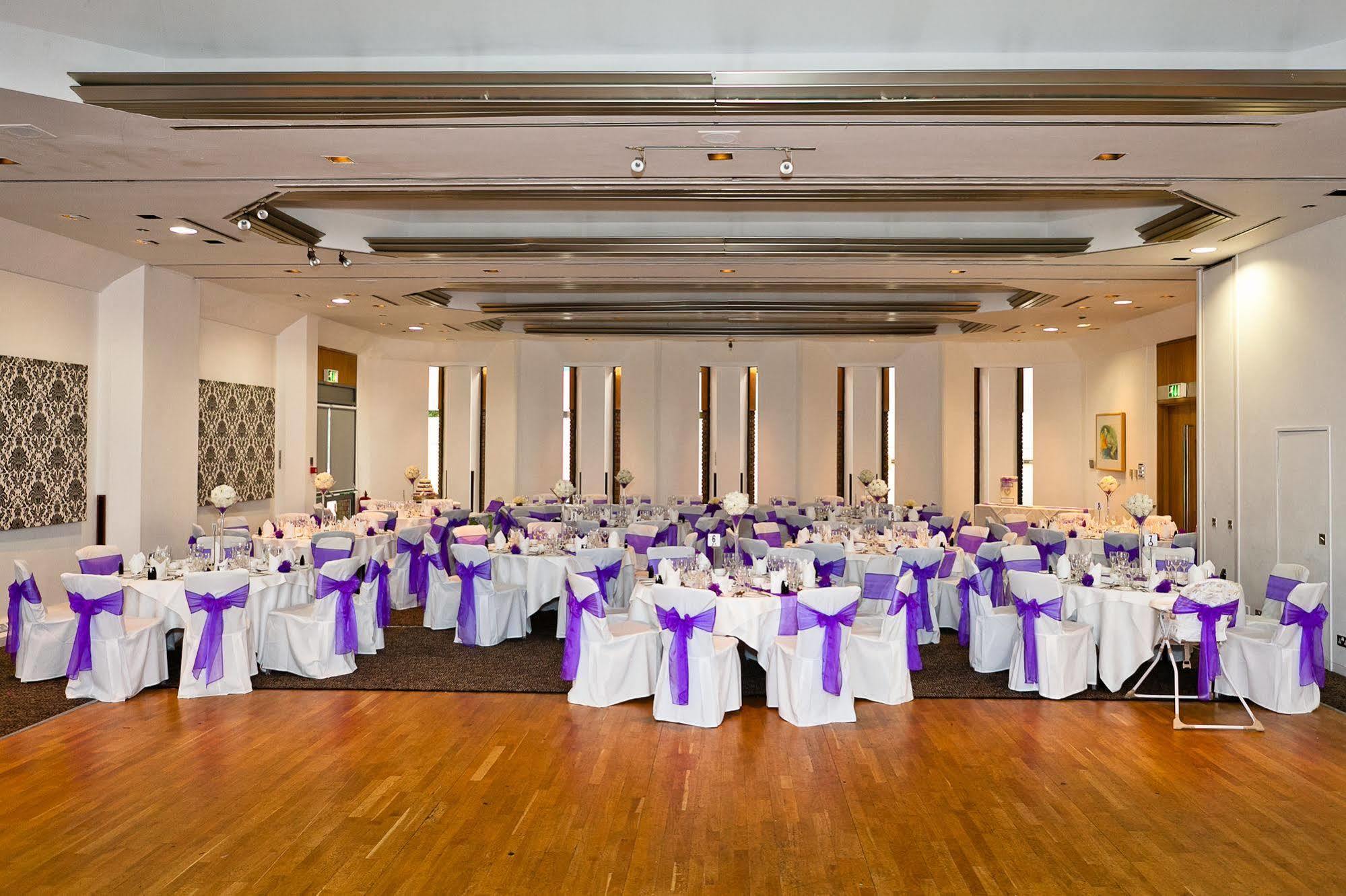 Beales Hotel Hatfield  Eksteriør bilde